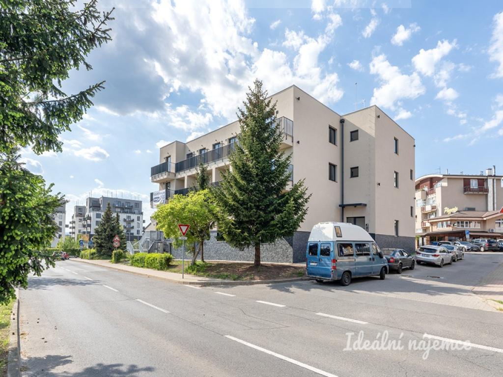 Pronájem bytu 1+kk 27 m2