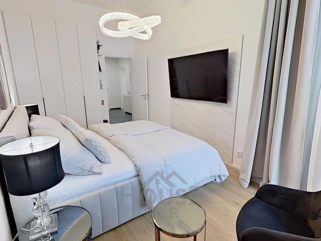 Pronájem bytu 2+kk 64 m2, Praha – náhled fotky 13