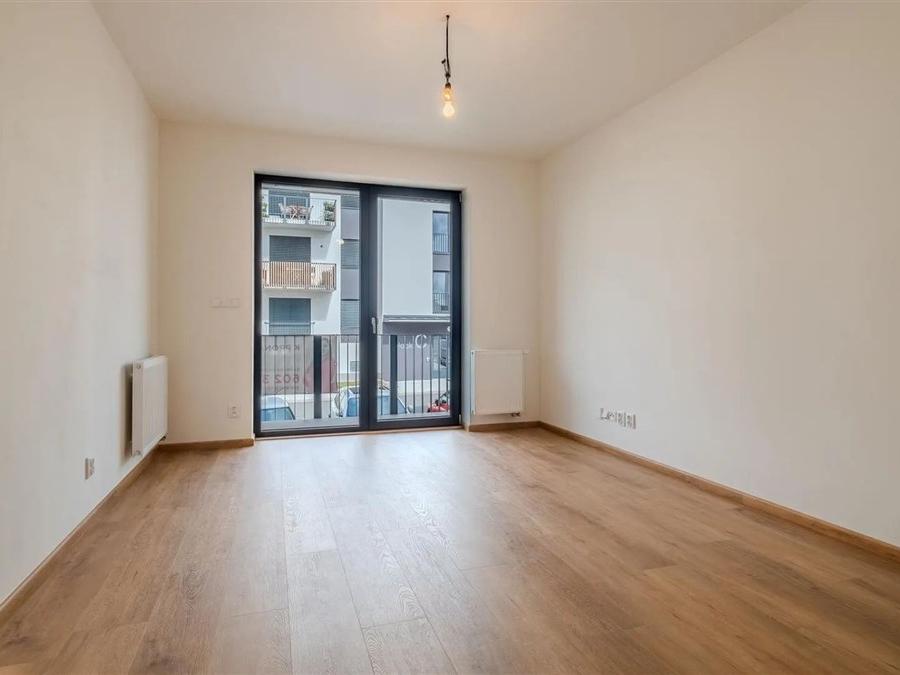 Pronájem bytu 2+kk 57 m² – pohled 6