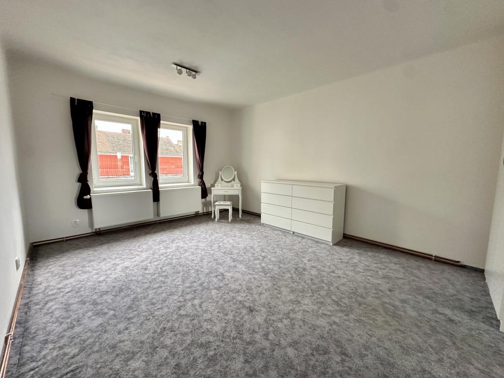 Pronájem bytu 2+kk 60 m2