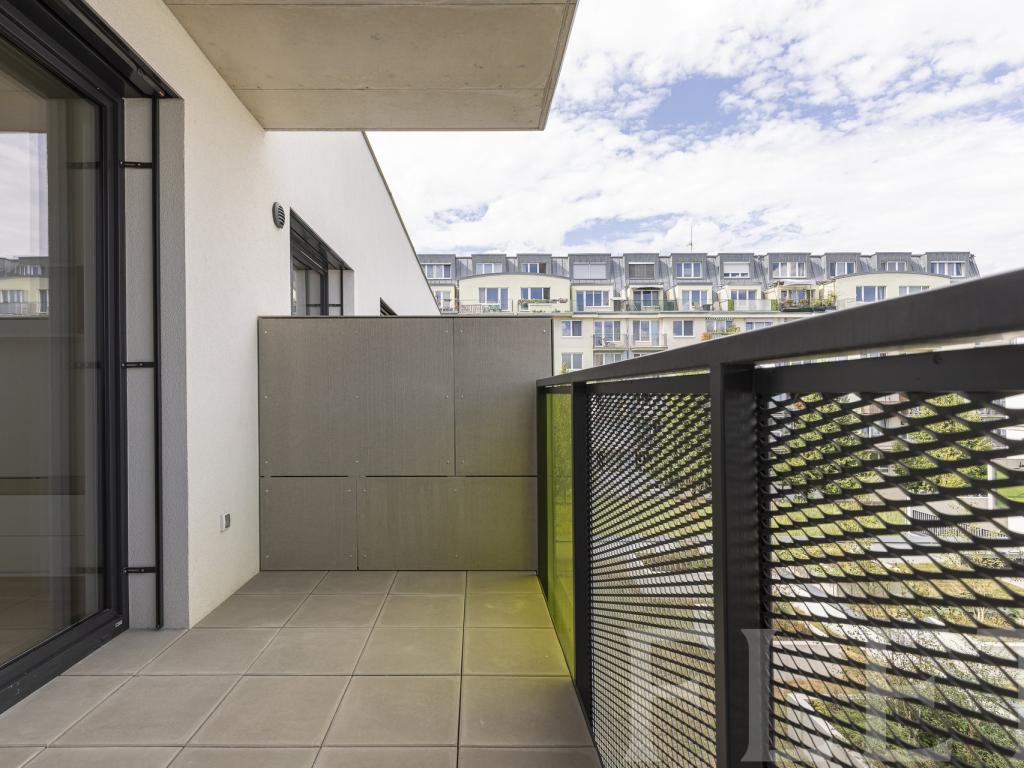 Pronájem bytu 2+kk 44 m2, Praha – náhled fotky 10