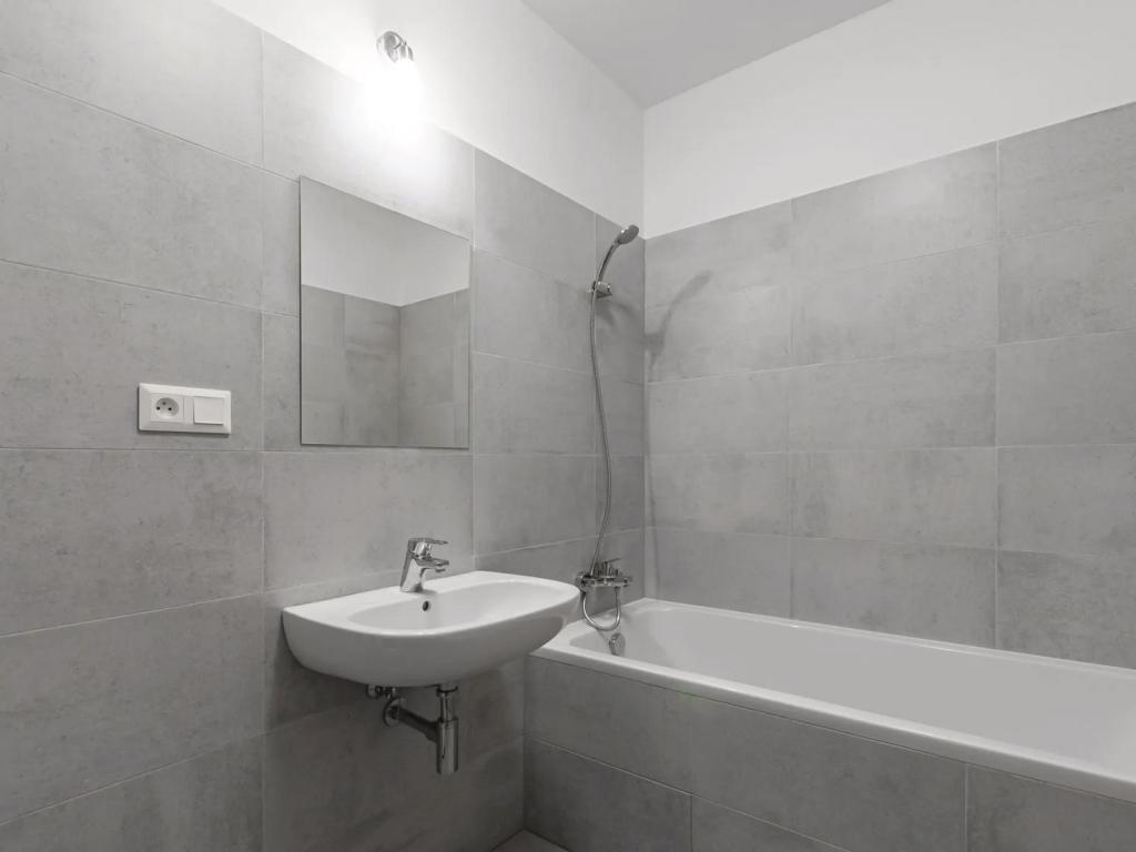 Pronájem bytu 1+kk 32 m2, Praha – náhled fotky 6