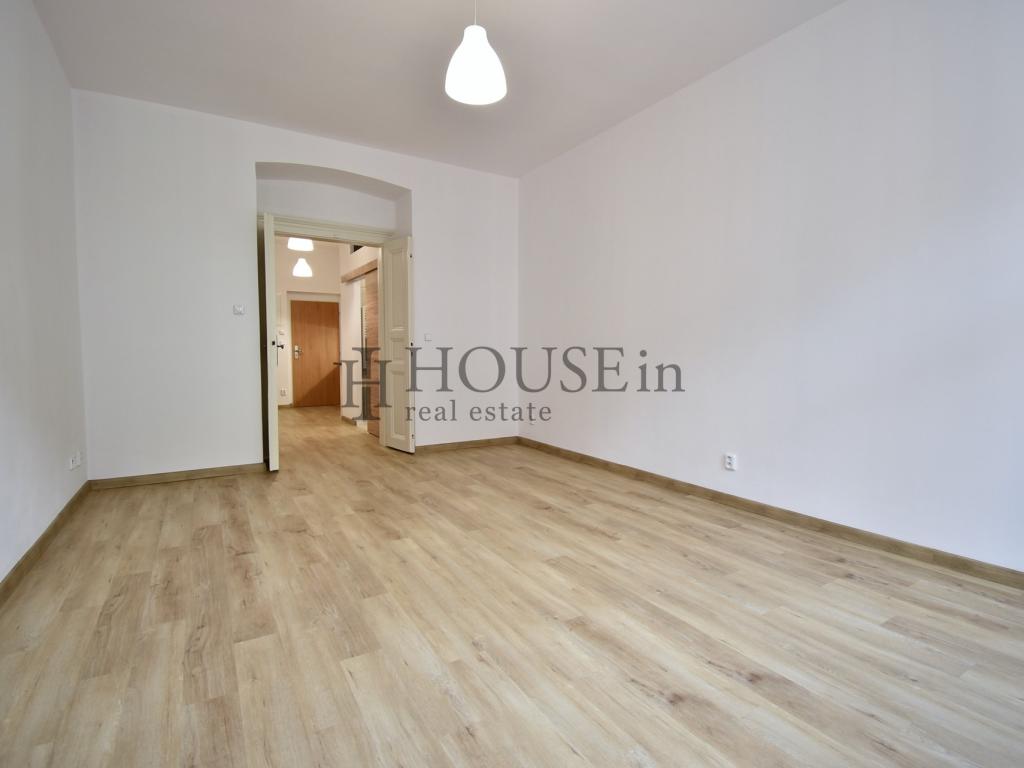 Pronájem bytu 1+kk 34 m² – pohled 3