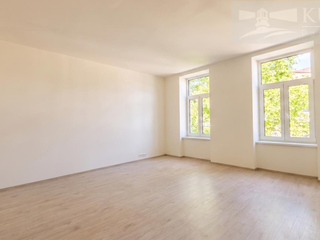 Pronájem bytu 1+kk 42 m2