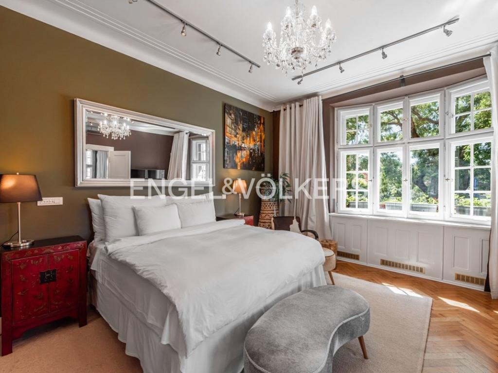 Pronájem bytu 4+kk 187 m2, Praha – náhled fotky 8