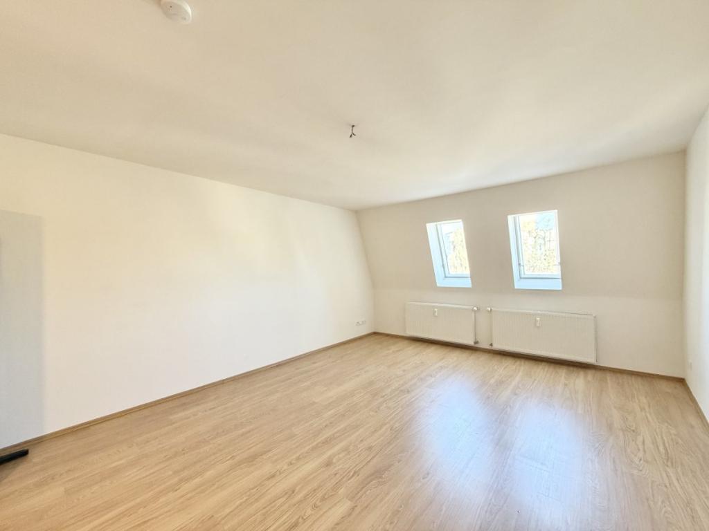 Pronájem bytu 1+kk 32 m2