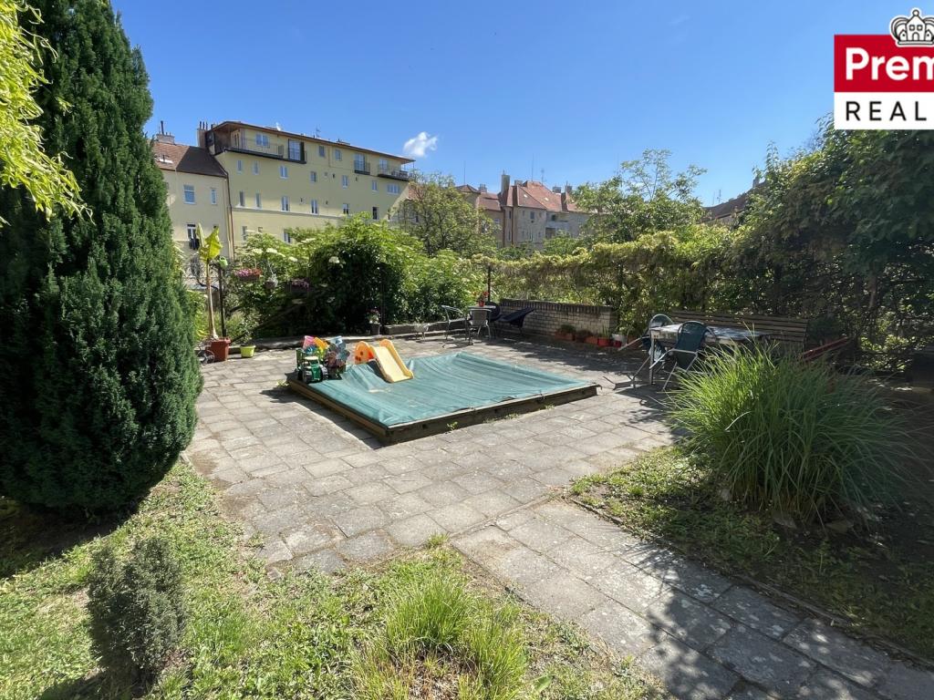 Pronájem bytu 1+1 52 m2