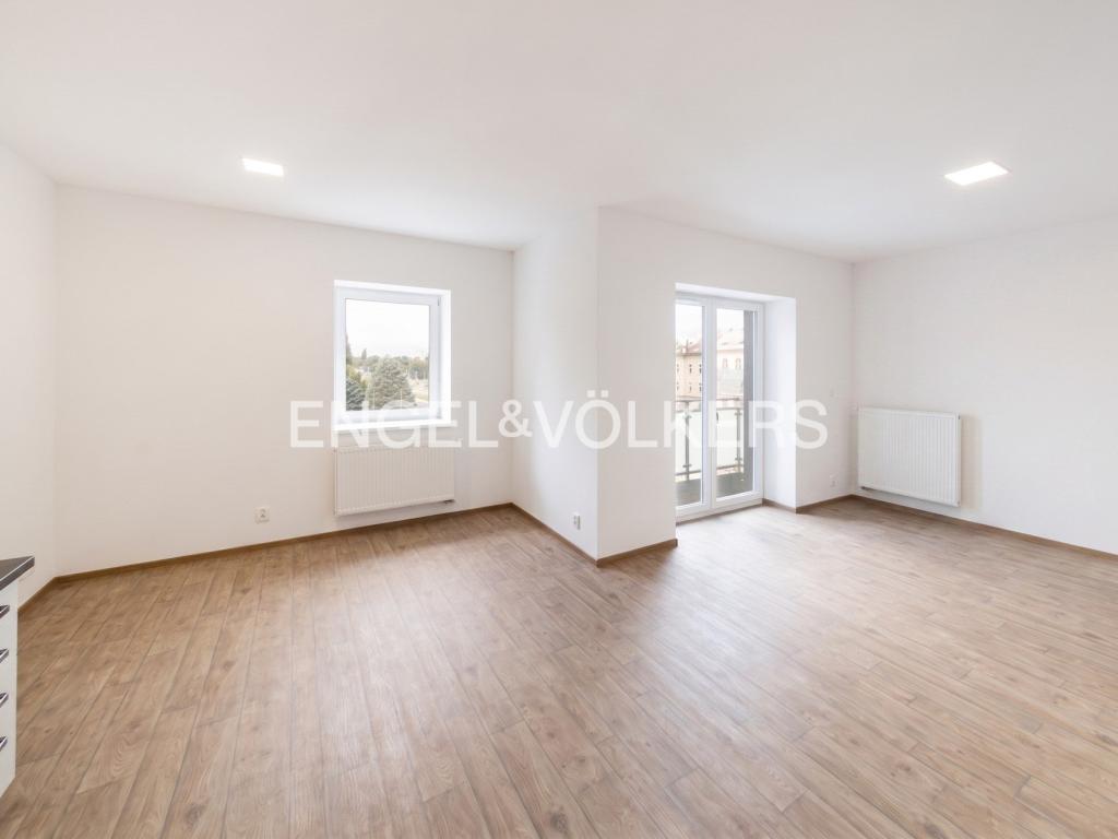 Pronájem bytu 1+kk 42 m2