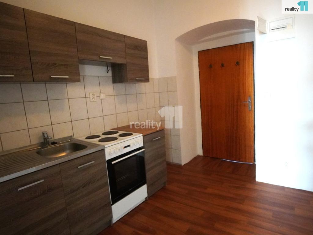 Pronájem bytu 1+kk 35 m2