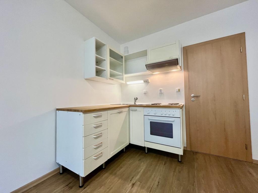 Pronájem bytu 1+kk 27 m2