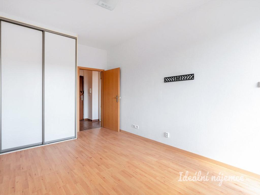 Pronájem bytu 2+kk 52 m2