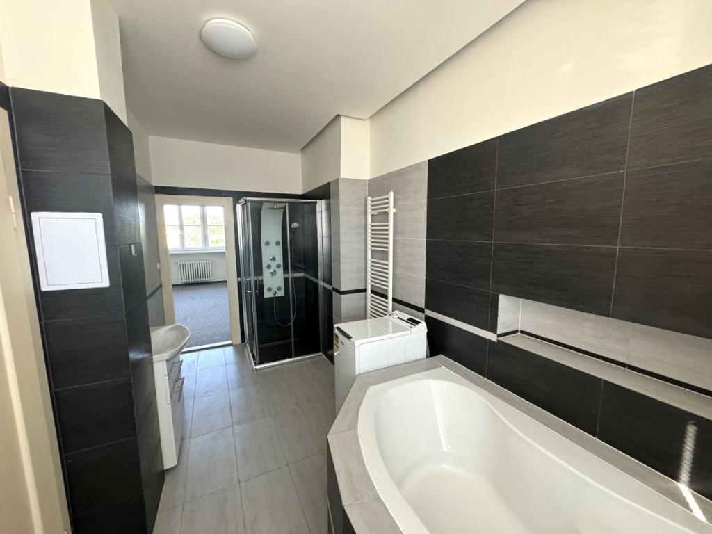 Pronájem bytu 3+1 80 m2, Ostrava – náhled fotky 12