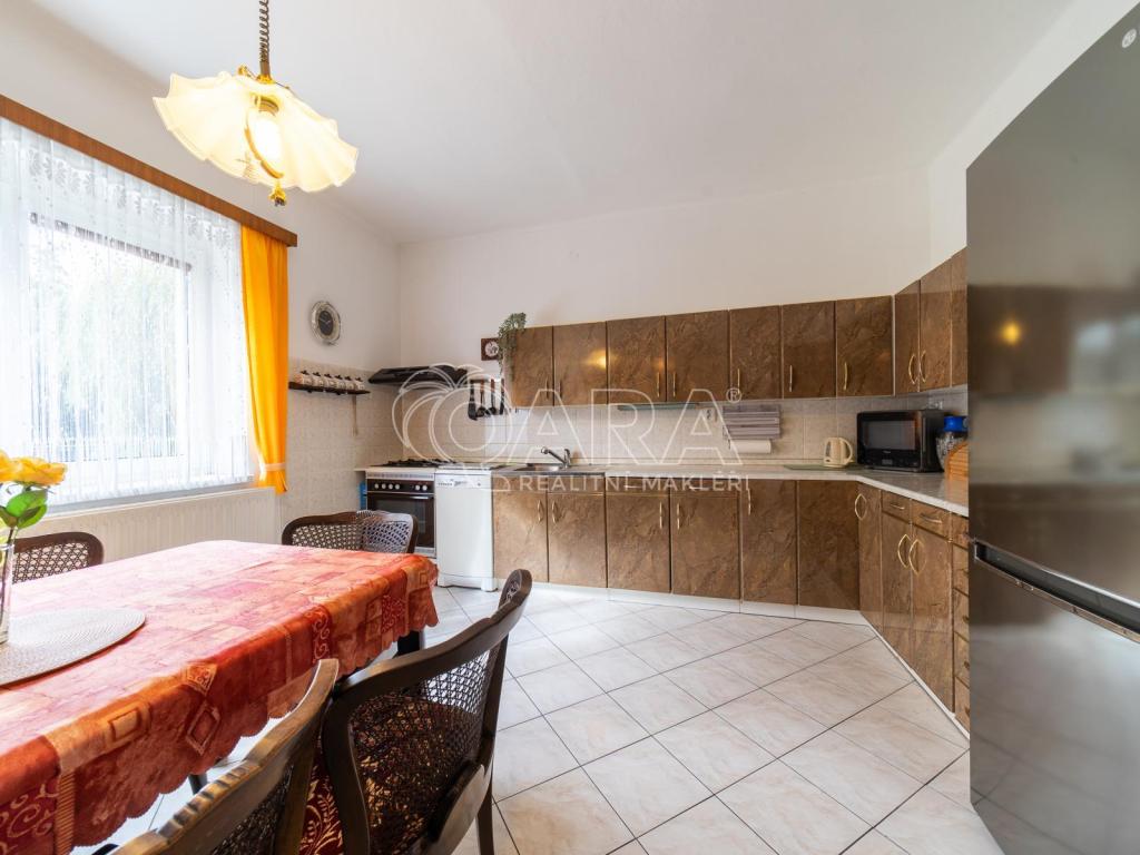 Prodej domu 180 m2
