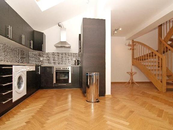 Pronájem bytu 4+kk 144 m2