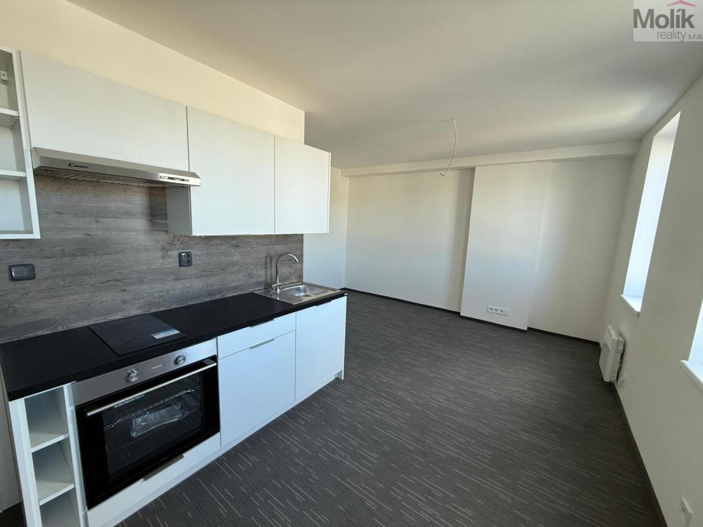 Pronájem bytu 1+kk 26 m2