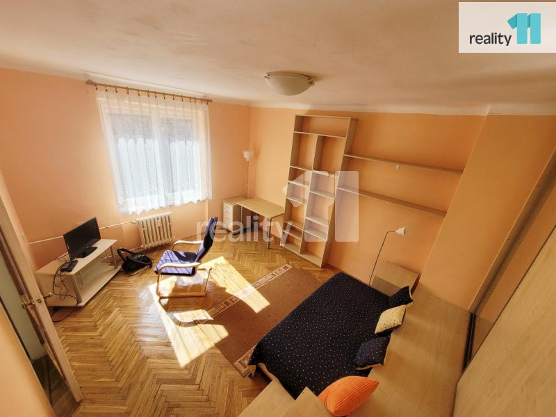 Pronájem bytu 1+1 35 m2