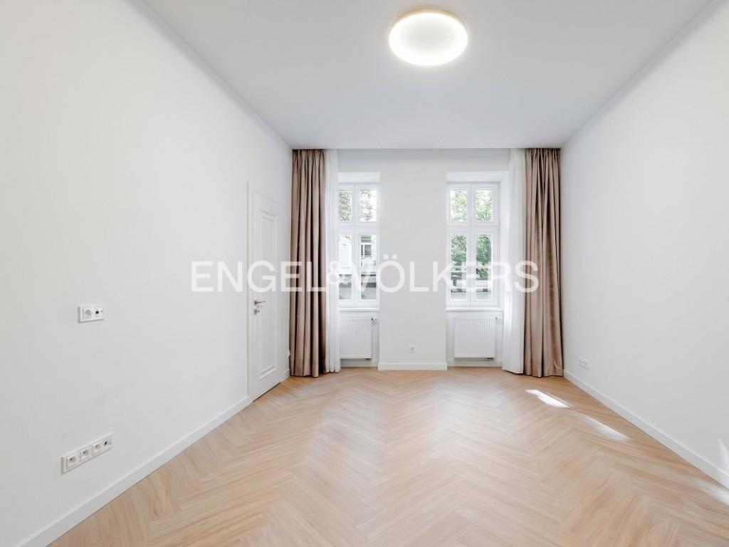 Pronájem bytu 3+kk 121 m2
