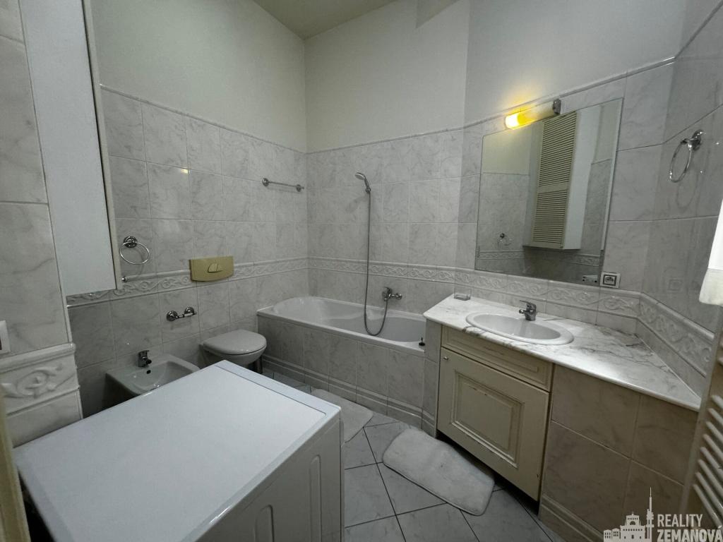 Pronájem bytu 4+kk 122 m2, Praha – náhled fotky 6
