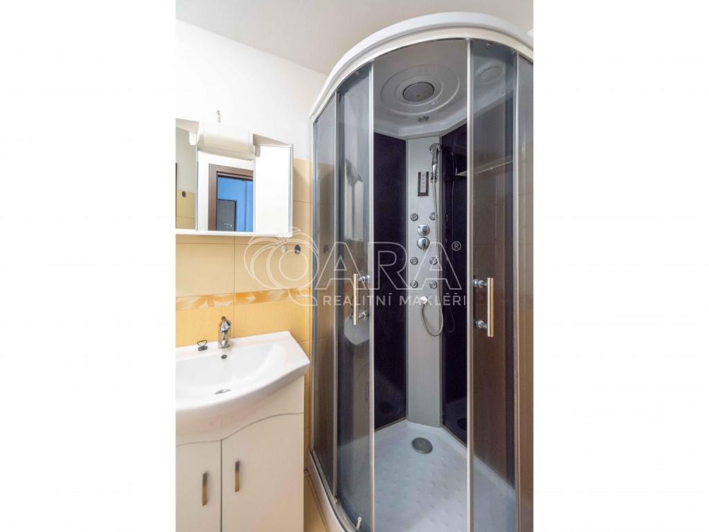 Pronájem bytu 2+kk 30 m2, Neratovice – náhled fotky 3