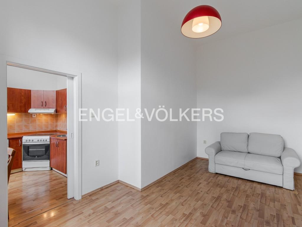 Pronájem bytu 1+1 34 m2