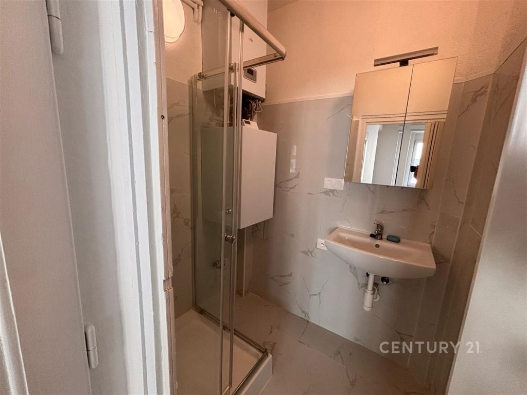 Pronájem bytu 2+kk 42 m2, Praha – náhled fotky 9