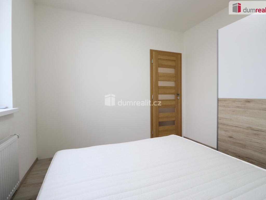 Pronájem bytu 2+kk 39 m2, Nová Role – náhled fotky 15