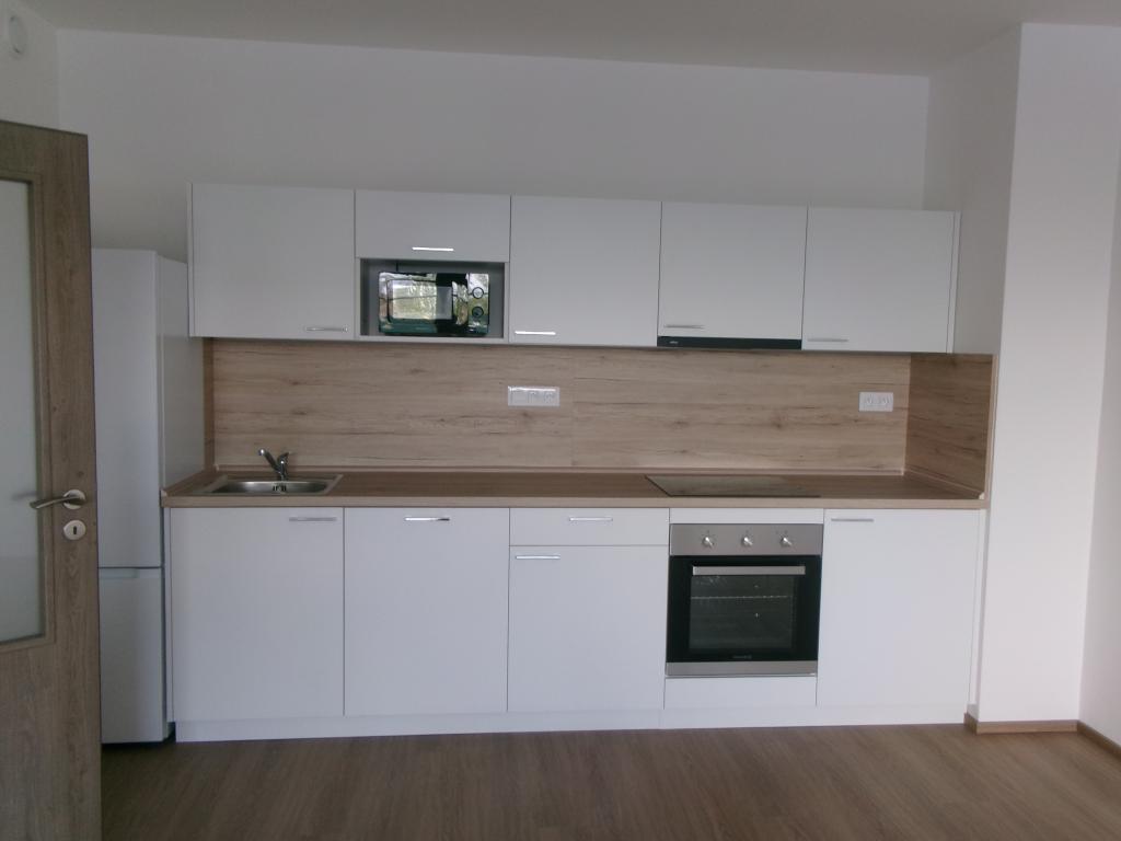 3-room apartment for rent · 88 m² · Plzeň — 779 €/mo