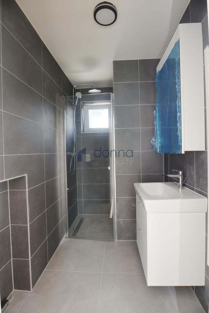 Pronájem bytu 2+kk 45 m2, Praha – náhled fotky 8