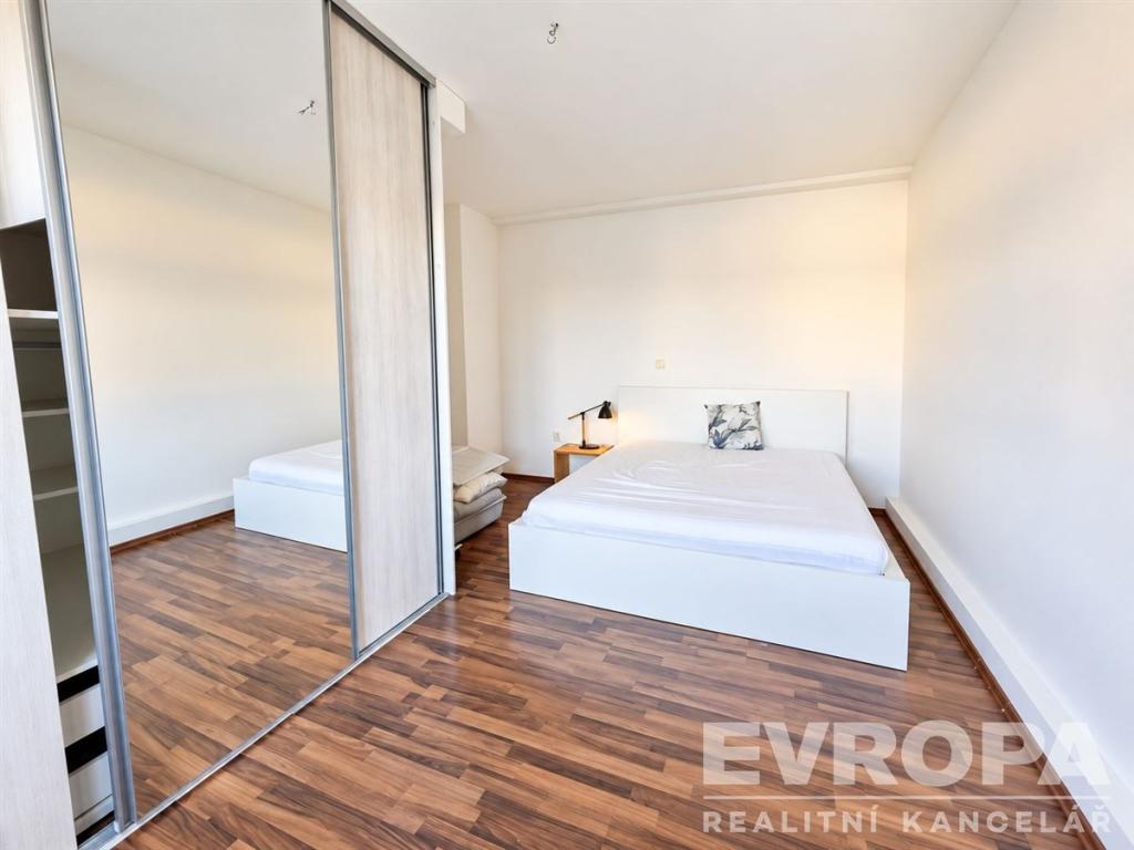 Pronájem bytu 2+1 58 m2, Praha – náhled fotky 8