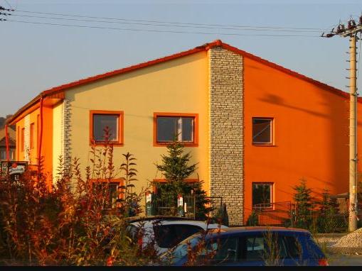 Spolubydleni bytu 4 lůžka a více 110 m2