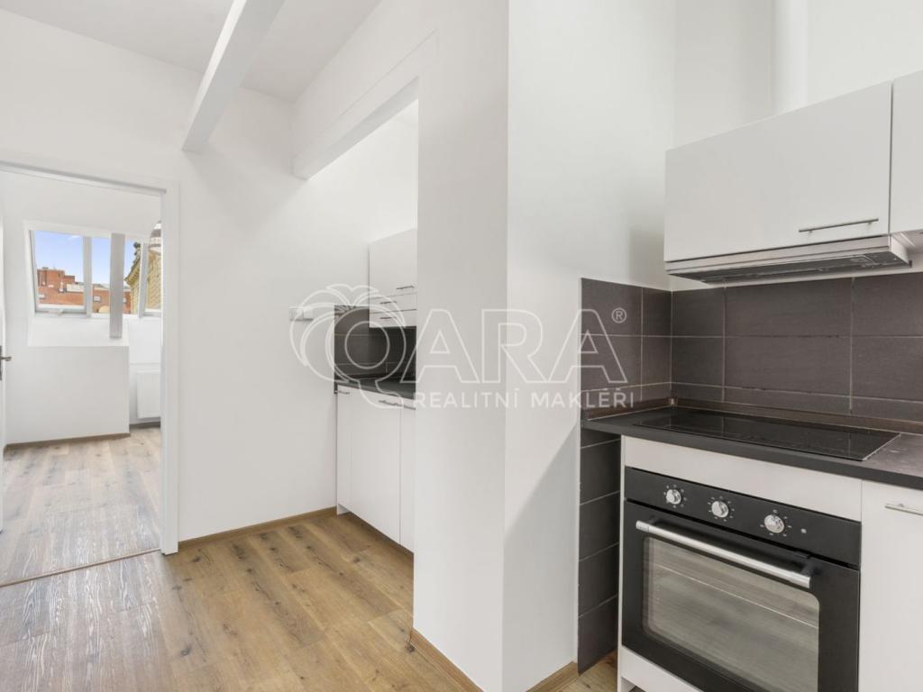 Pronájem bytu 3+kk 74 m2