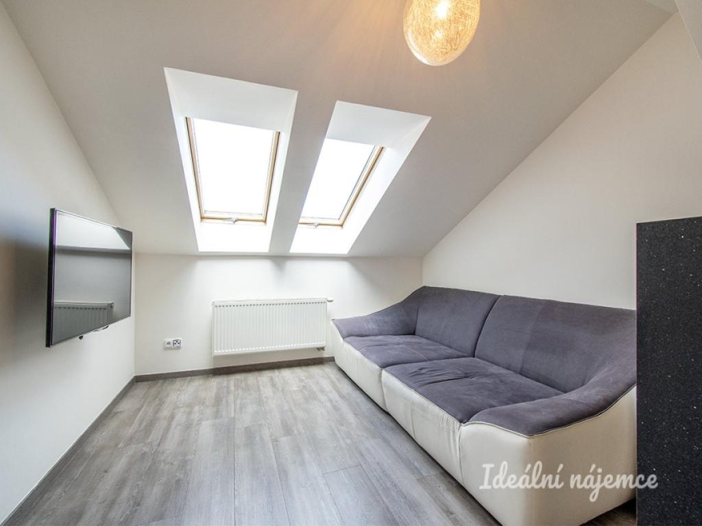 Pronájem bytu 3+kk 78 m2