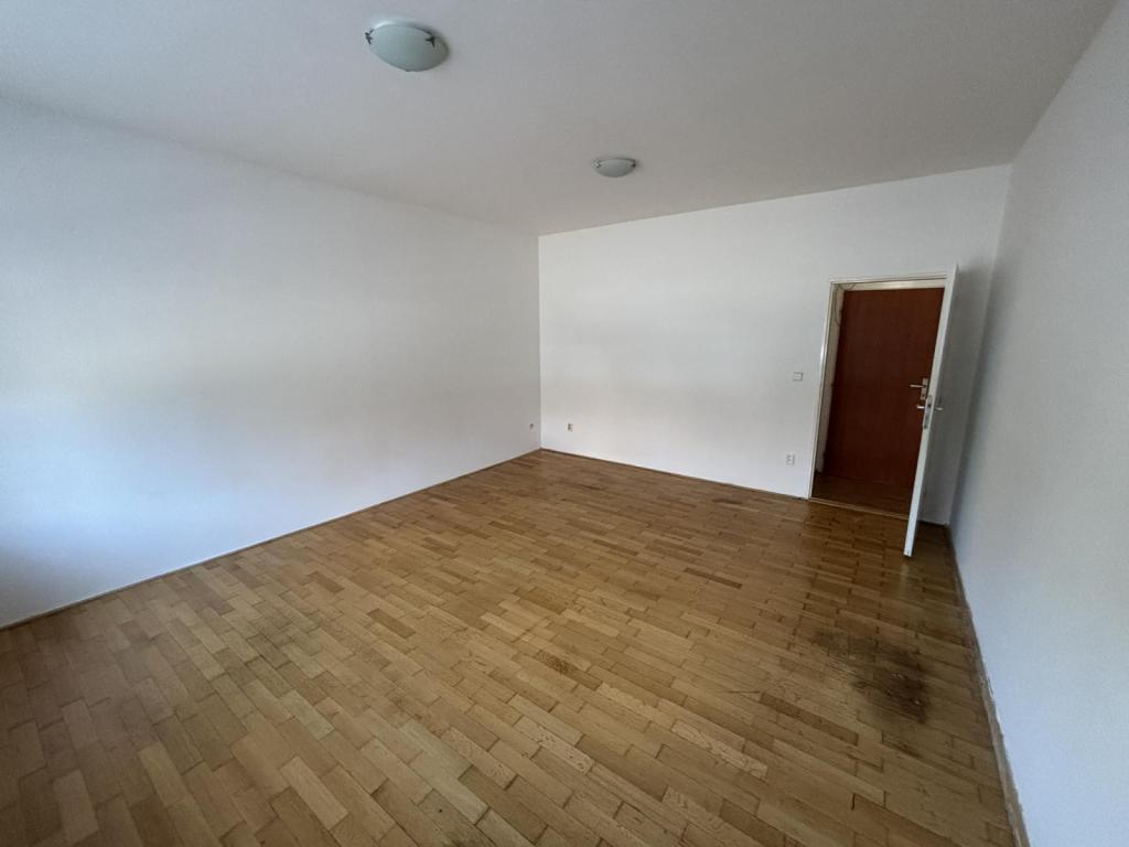 Listing 3