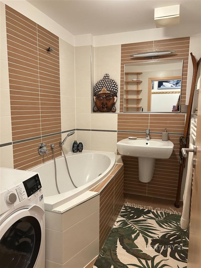 Pronájem bytu 2+kk 80 m2