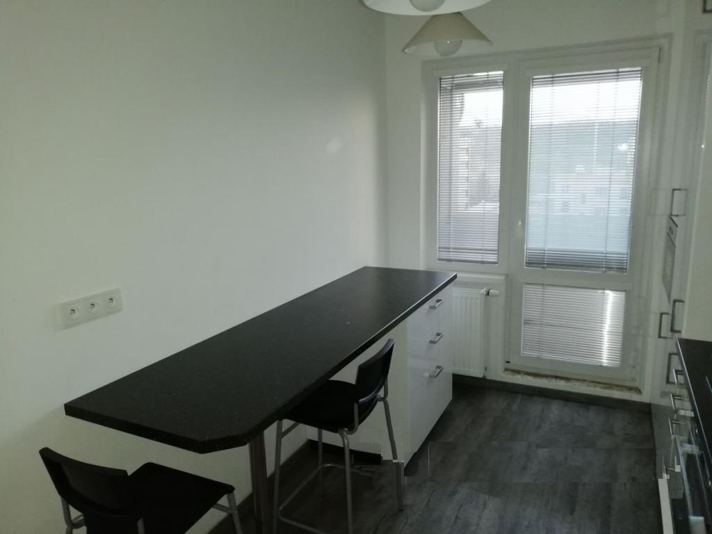 Spolubydleni bytu 1 lůžko 80 m2