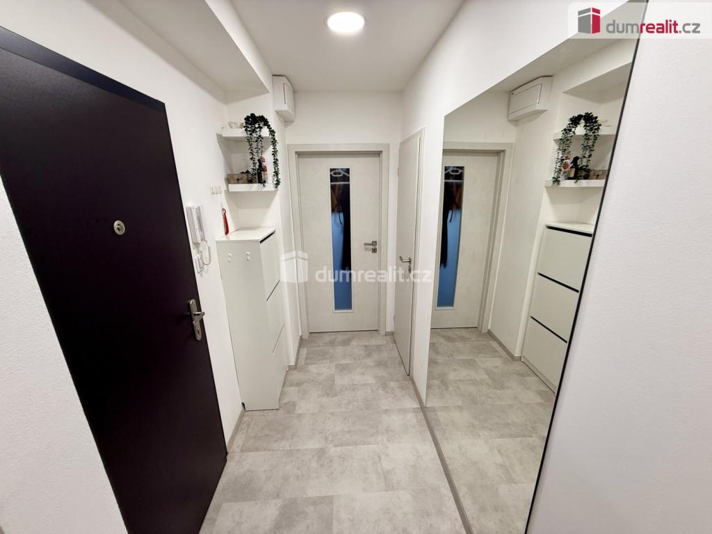 Pronájem bytu 2+kk 38 m2, Kralupy nad Vltavou – náhled fotky 12