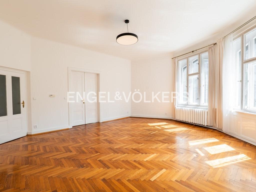 Pronájem bytu 3+kk 92 m2