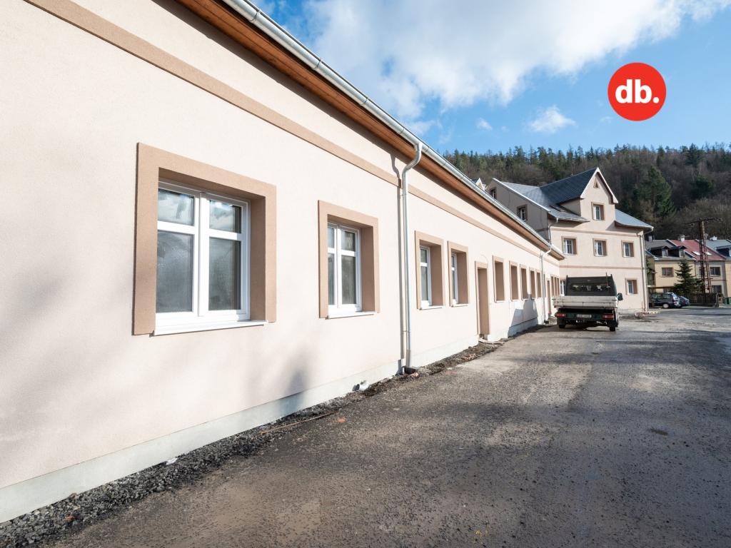 Pronájem bytu 1+kk 35 m2