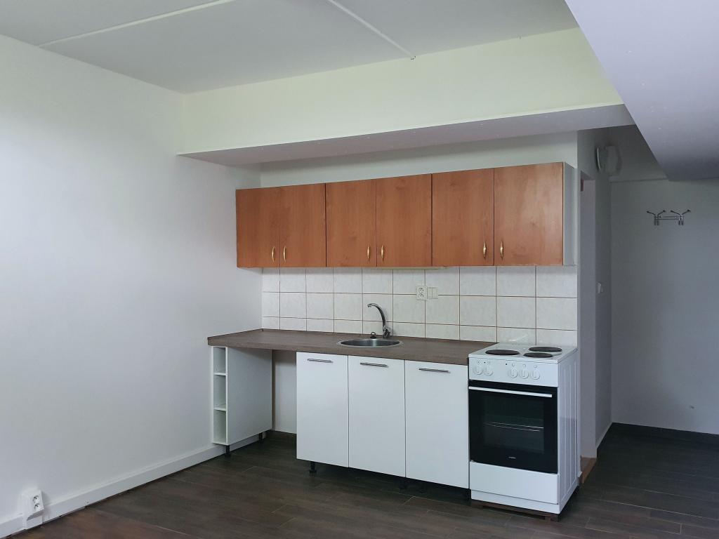 Pronájem bytu atypický 80 m2