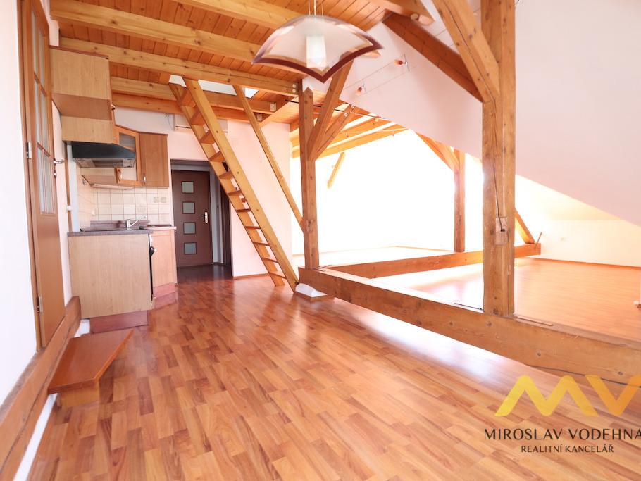 Pronájem bytu 2+kk 65 m2