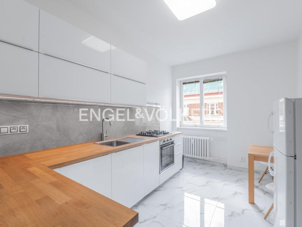Pronájem bytu 2+1 58 m2