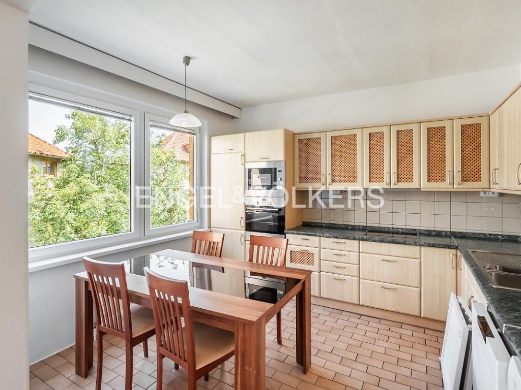 Pronájem bytu 4+kk 82 m2