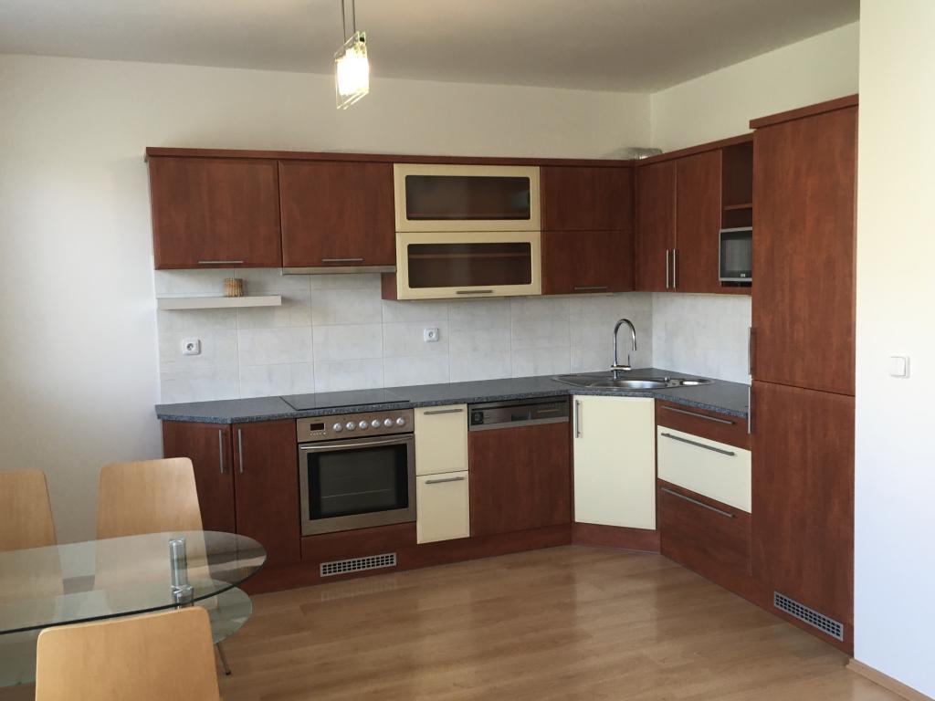 Pronajem bytu 4+kk 82 m2