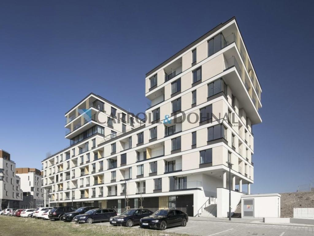4-room apartment for rent · 112 m² · Ostrava — 1 649 €/mo