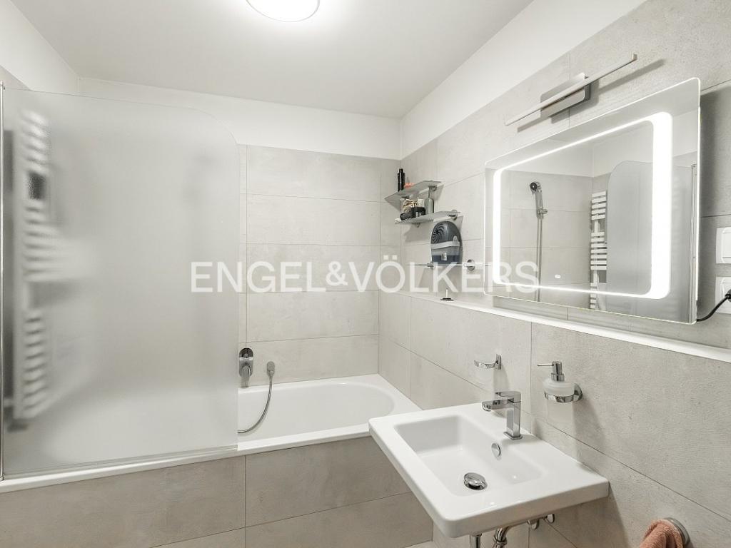 Pronájem bytu 3+kk 72 m2, Praha – náhled fotky 7