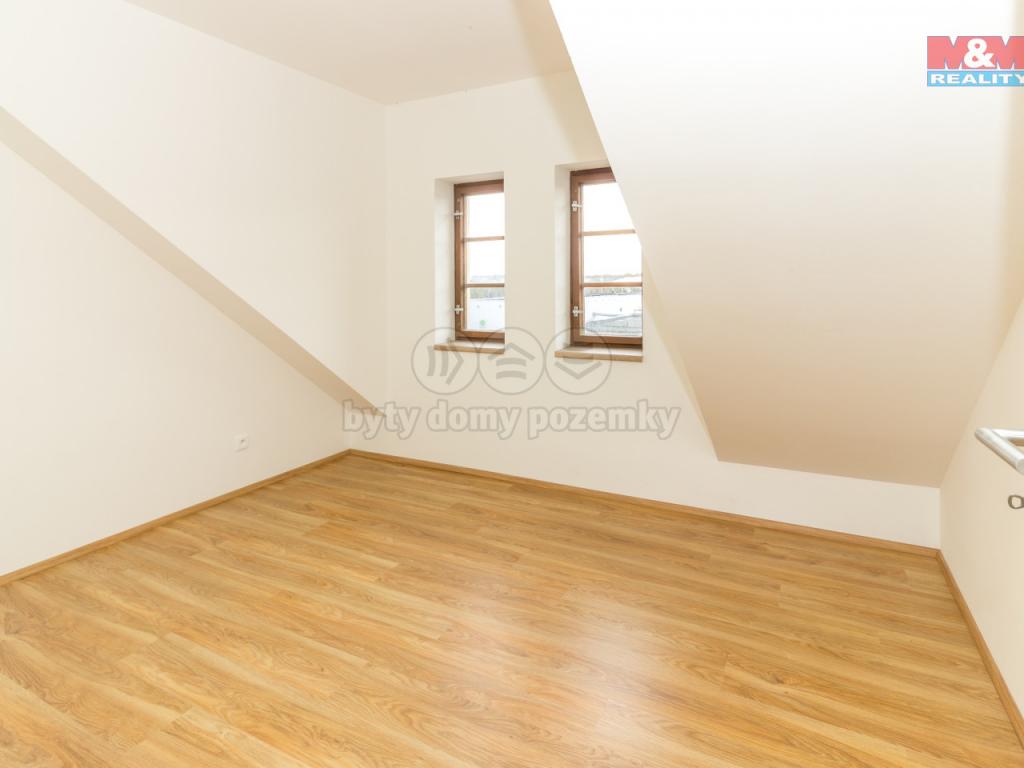 Pronajem bytu 2+kk 52 m2