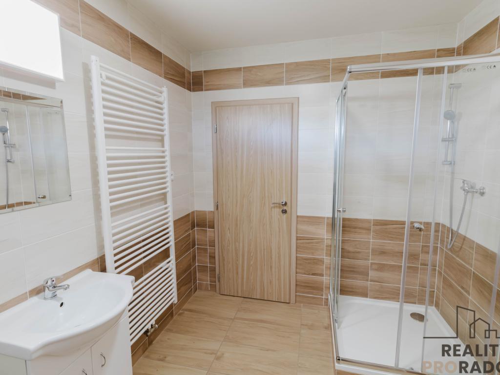 Pronájem bytu 3+kk 70 m² – pohled 6