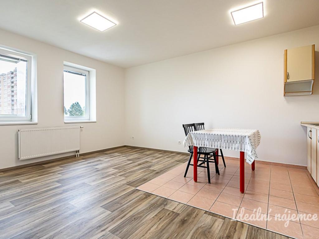 Pronájem bytu 1+kk 32 m2