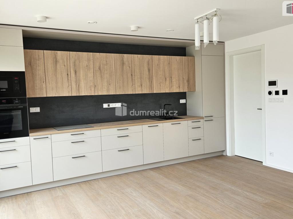 Pronájem bytu 2+kk 72 m2