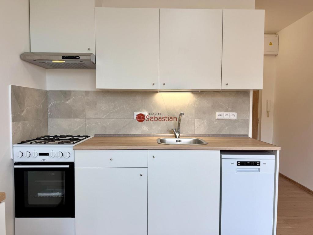 Pronájem bytu 2+kk 35 m2, Bílina – náhled fotky 3